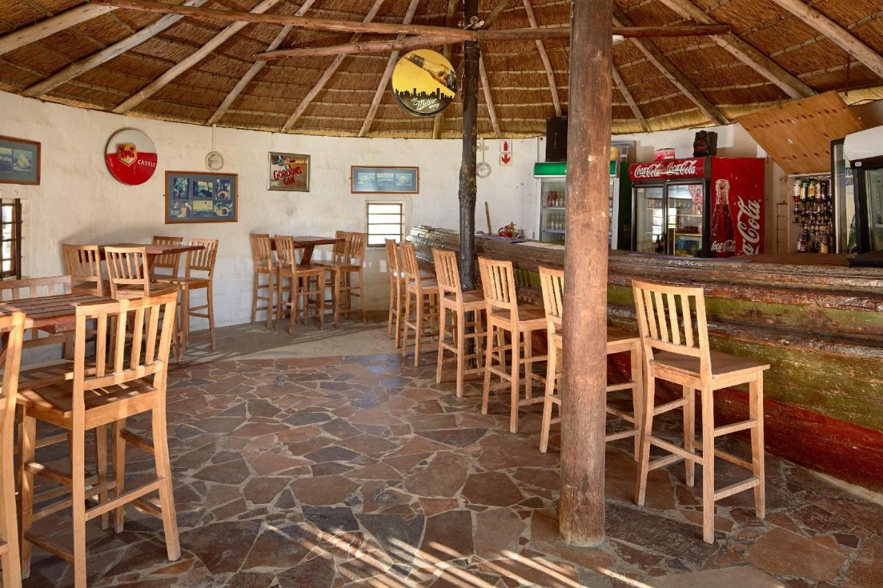 First Group Hole In The Wall Backpackers Coffee Bay Extérieur photo